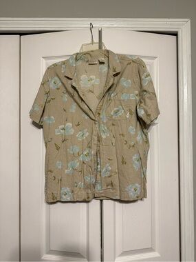 Erika Beige Button-Down Shirt with Light Blue Floral Print